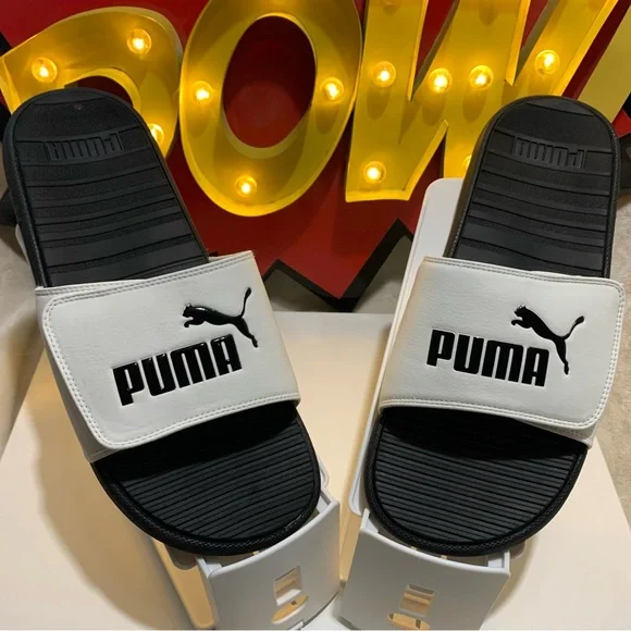 PUMA Cool Cat V White / Black Cat Logo 
Adjustable Mens Slide Sandals
Size 12 - Picture 4 of 8